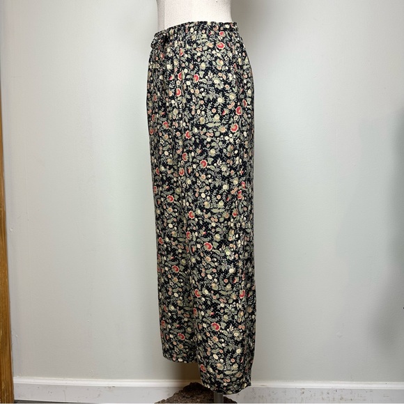 Vintage Floral Print Pants - Picture 5 of 10